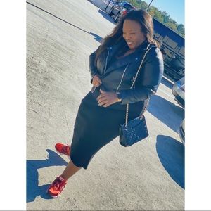 Meet your Posher, Alexis